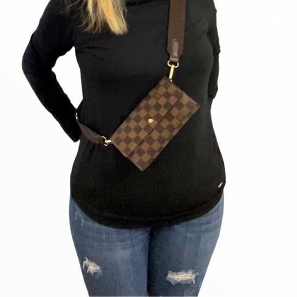 Louis Vuitton Damier Wallet - Picture 6 of 6